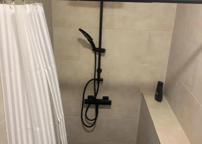 בית אירוח Guestroom 12 In